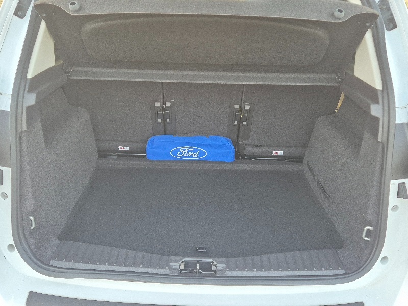 Ford C-MAX 1.0 EcoBoost - auto pre rodinu - 16