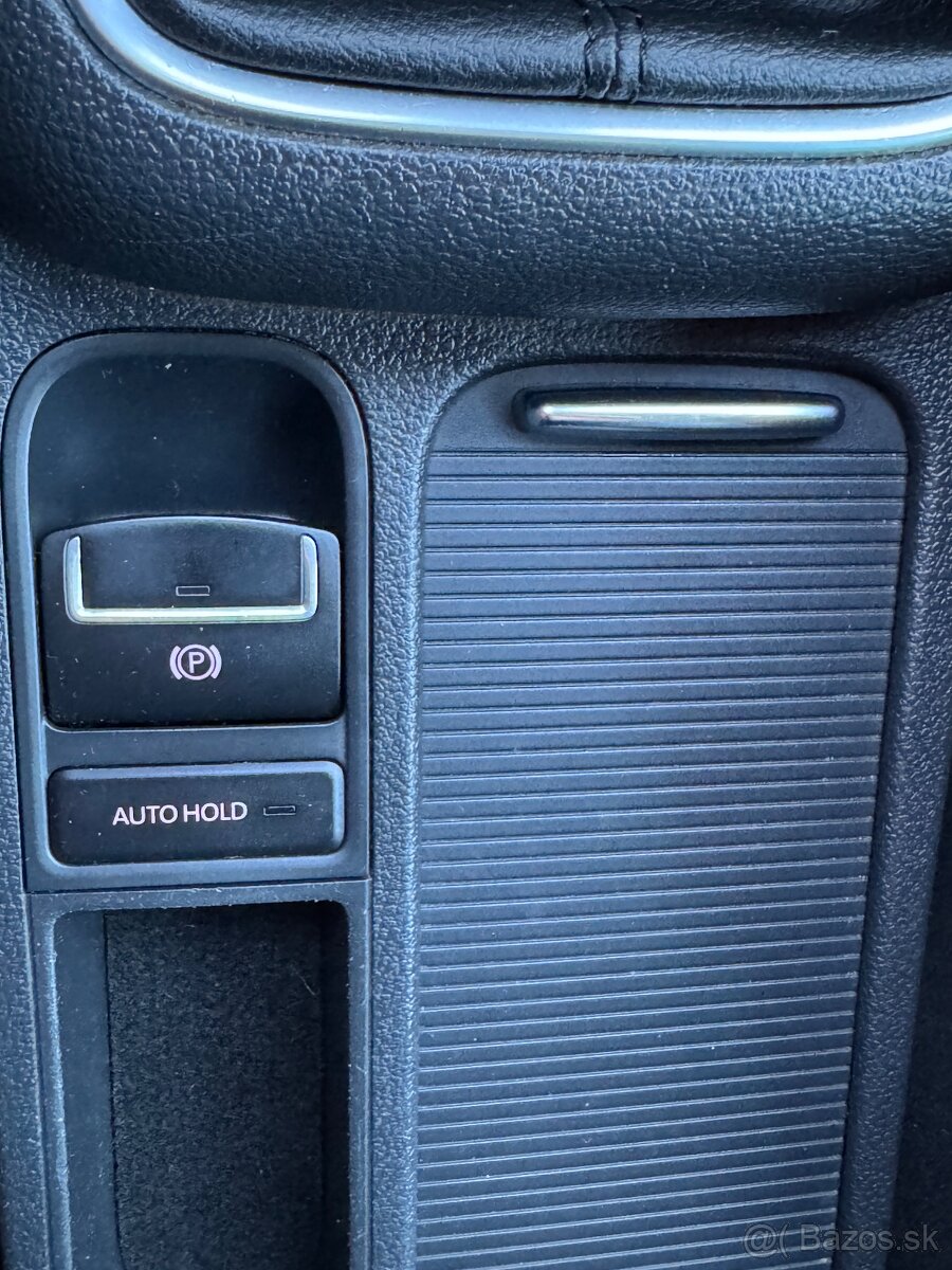 Volkswagen Tiguan 2,0 TDI Bluemotion - 16