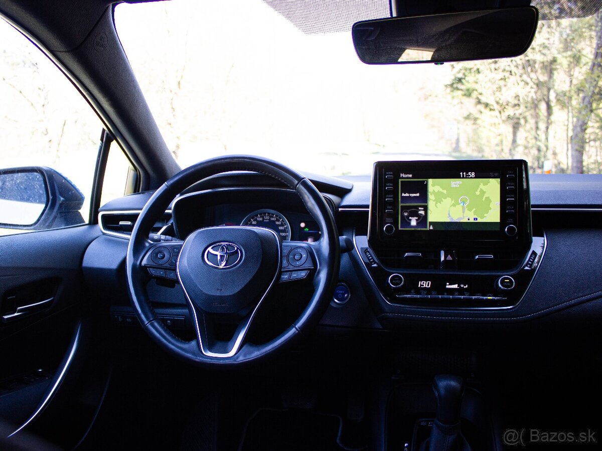Toyota Corolla 2.0 Hybrid 112kW - 16