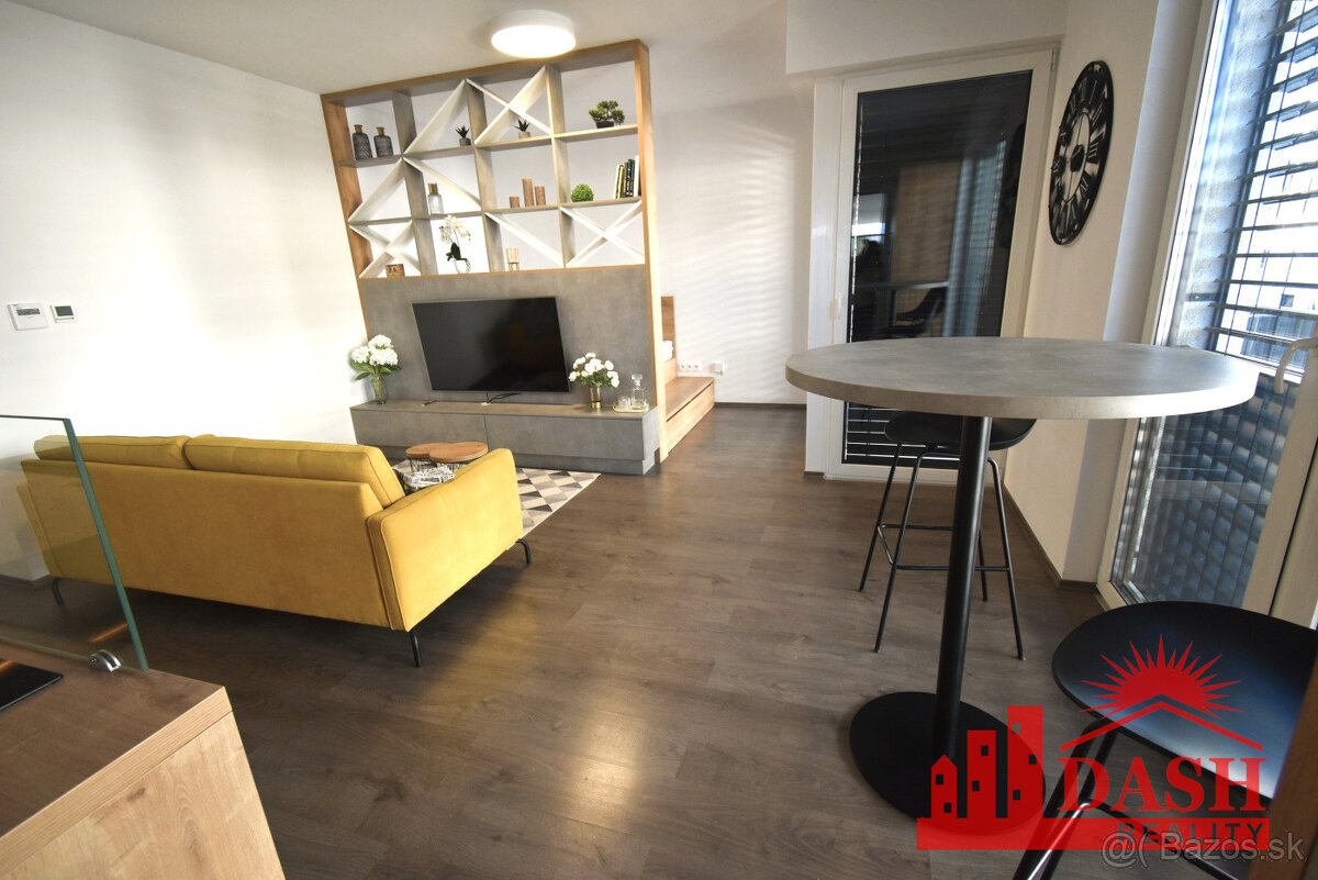 Na prenájom pekný zariadený byt v Trenčíne, 59 m2, Karpatská - 16