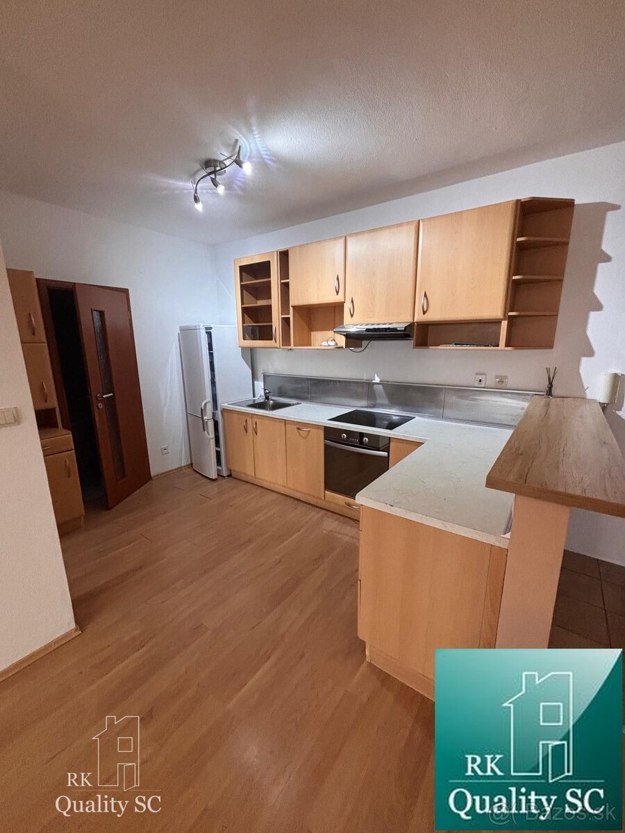 SENEC - NA PREDAJ 2 izbový byt s vlastným parkovaním, pri St - 16