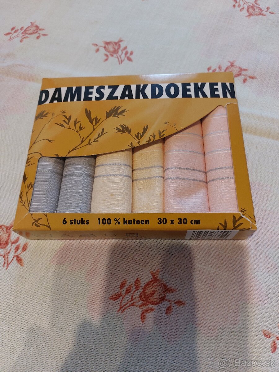 Porcelán mix a brús.sklo a knihy - 16