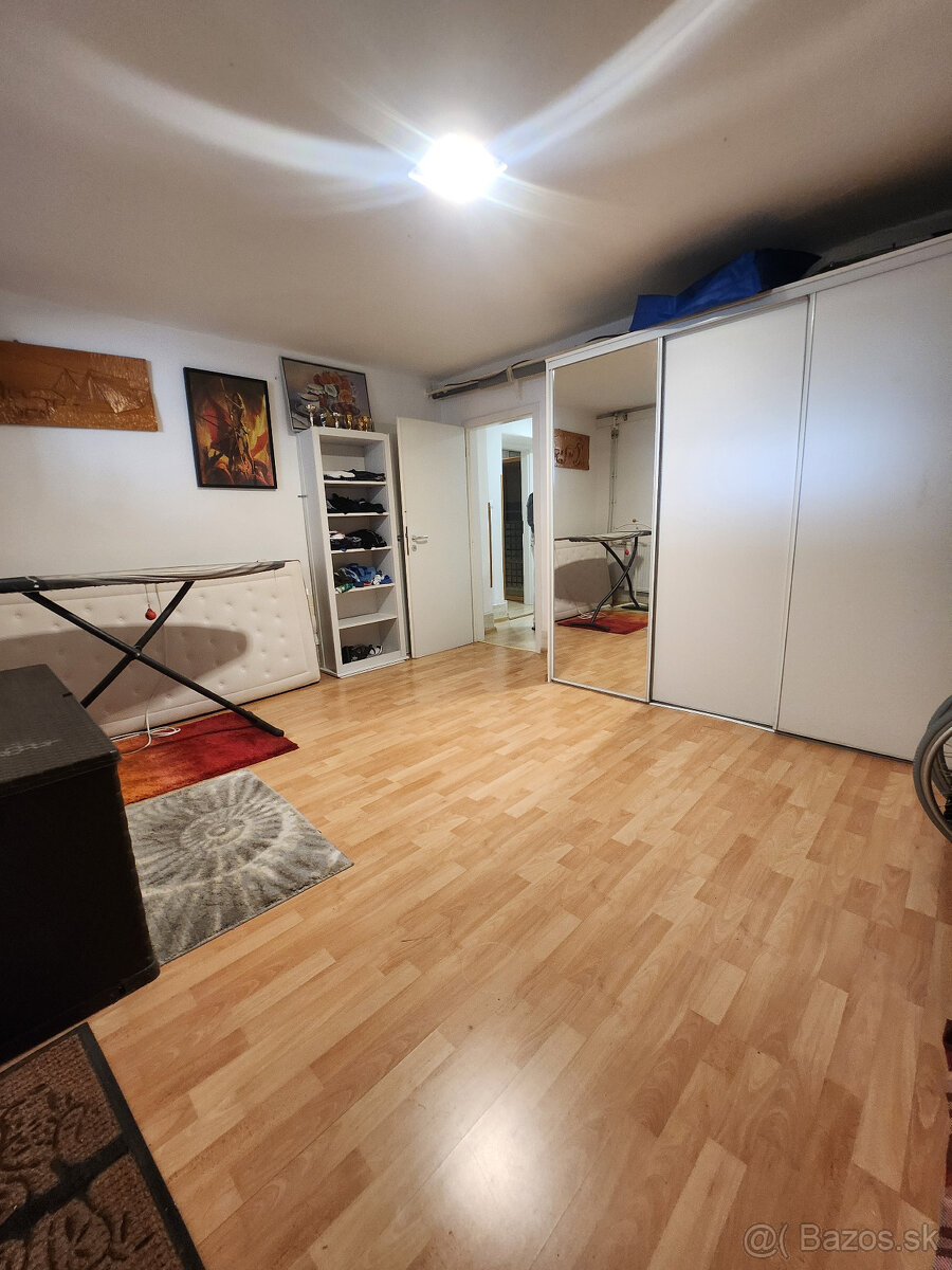 EXKLUZÍVNE atraktívny rod.dom Čermáň - Hurbanova ul. - 16