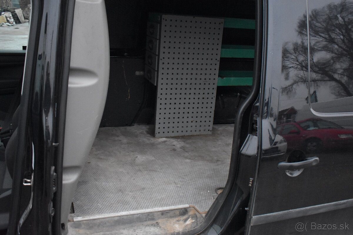 Volkswagen Caddy Maxi 1.4 TGI (CNG) DSG Odpočet DPH - 16