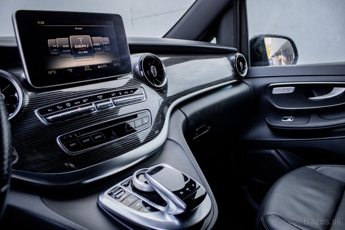 Mercedes-Benz V trieda Van 176kw AT/9 4x4 2020 - 16