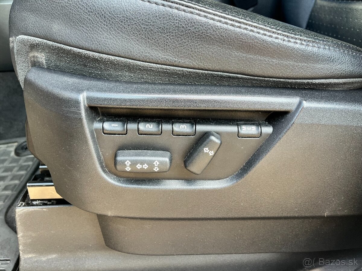 Land Rover Discovery 3 2,7 TDV6 HSE - 16