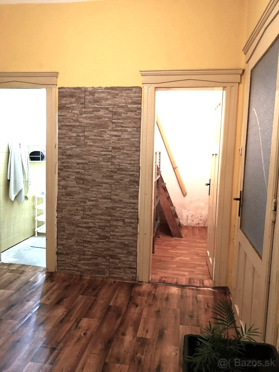 Rodinný dom na PREDAJ blízko centra - 16