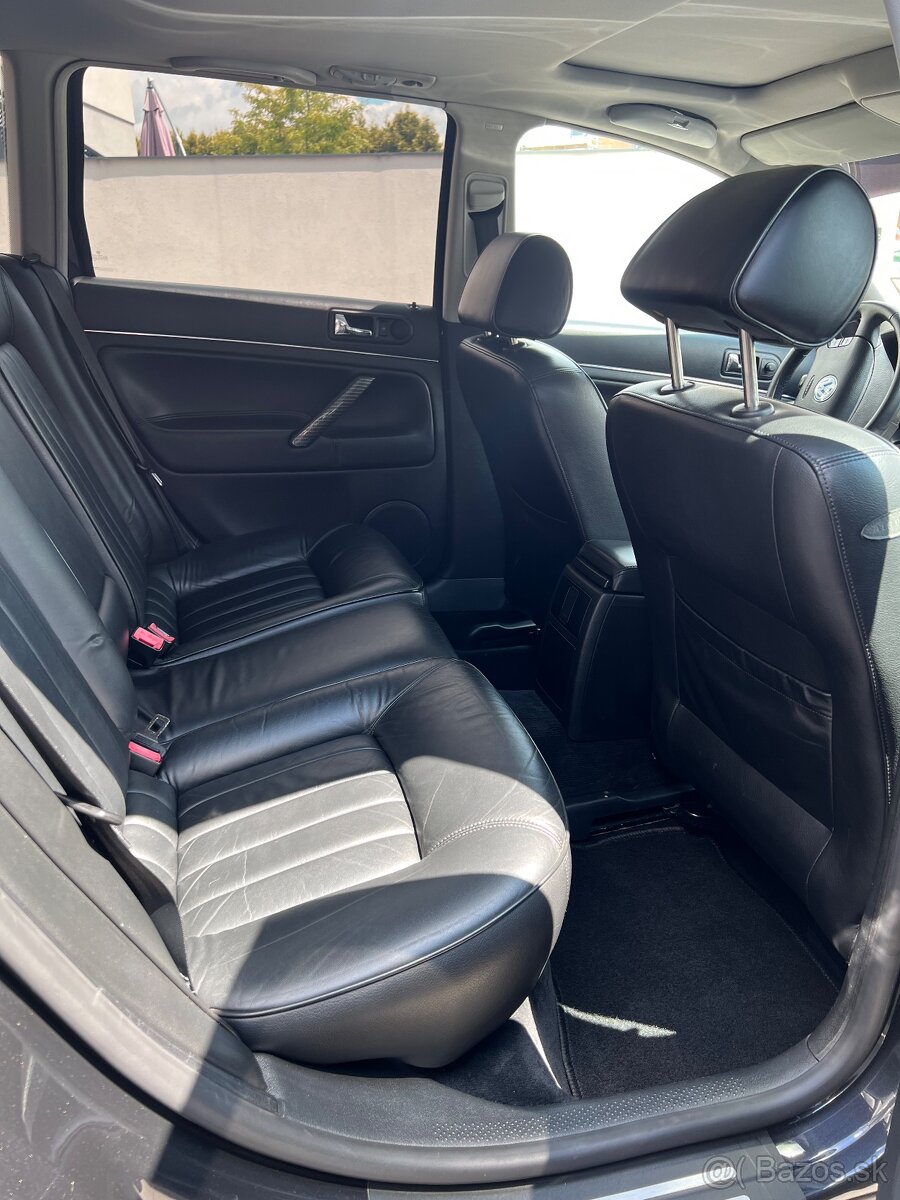 Volkswagen Passat 4.0 W8 4Motion - 16