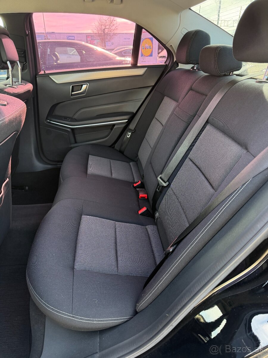 Mercedes E trieda 200 Classic - 16