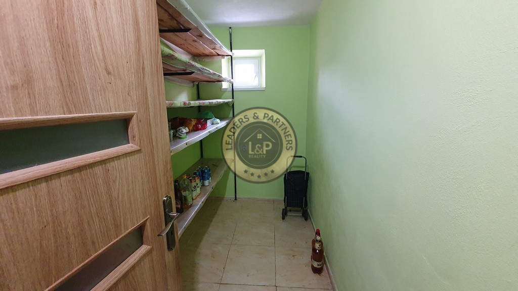 PREDAJ: veľký 2 poschodový rodinný dom Šuňava s výhľadom na - 16