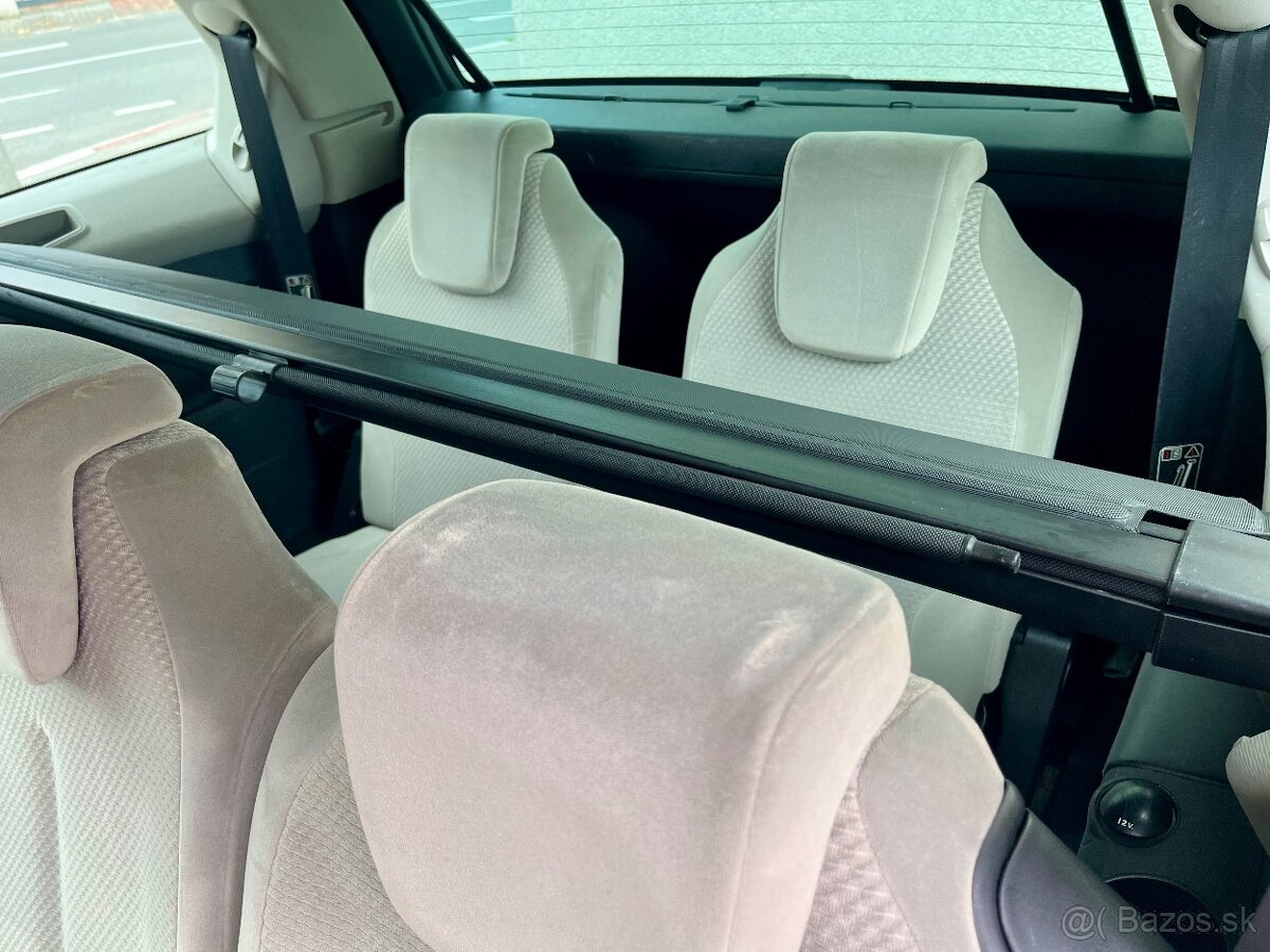 CITROËN GRAND PICASSO - 16