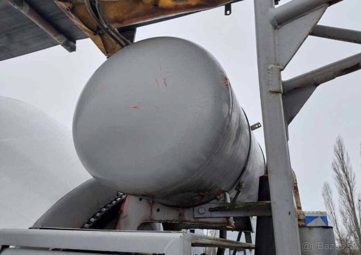 Tatra T815 nafta manuál 208 kw - 16