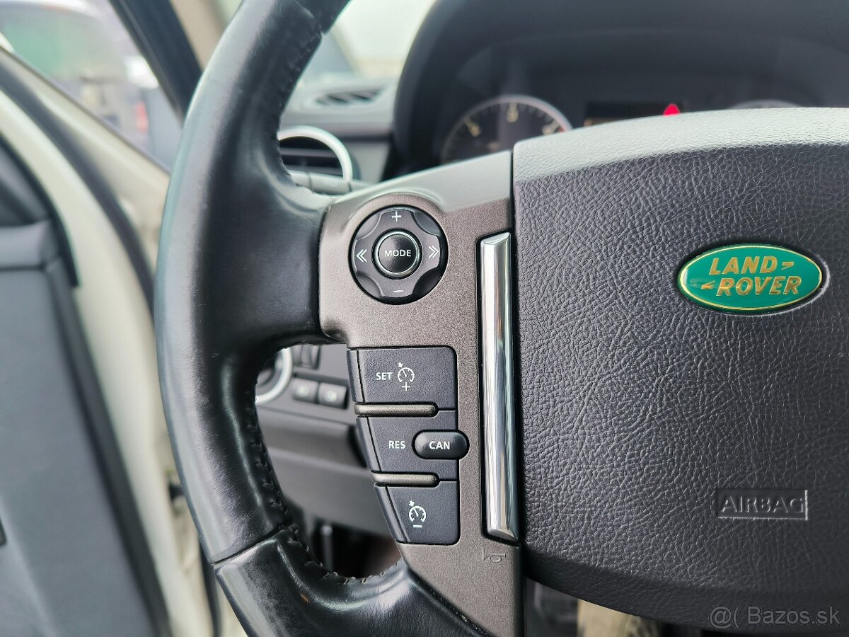 Land Rover Discovery 3.0 SDV6 SE A/T 2010 - 16