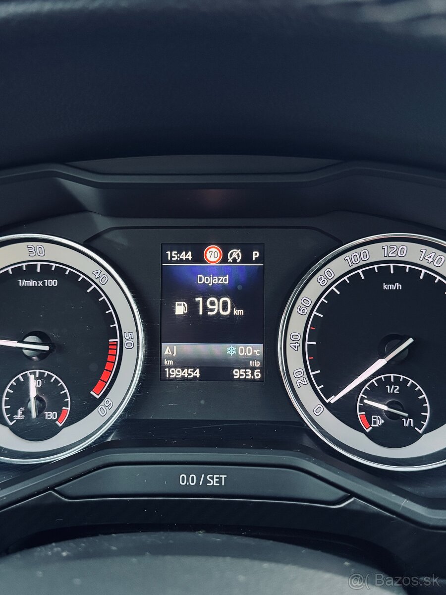 ✅ Škoda Superb 3 Sportline 2,0TDI - 16