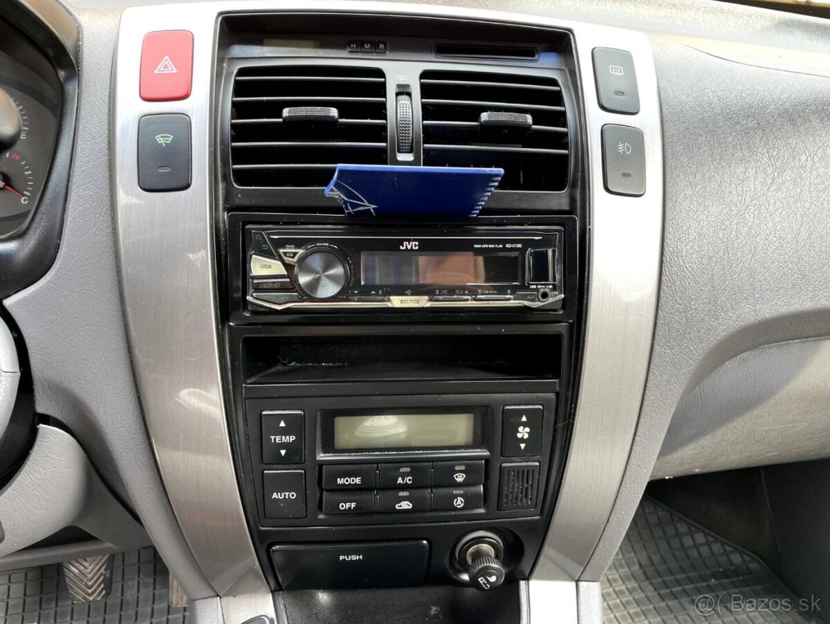 Hyundai Tucson 2.0 + LPG - 16