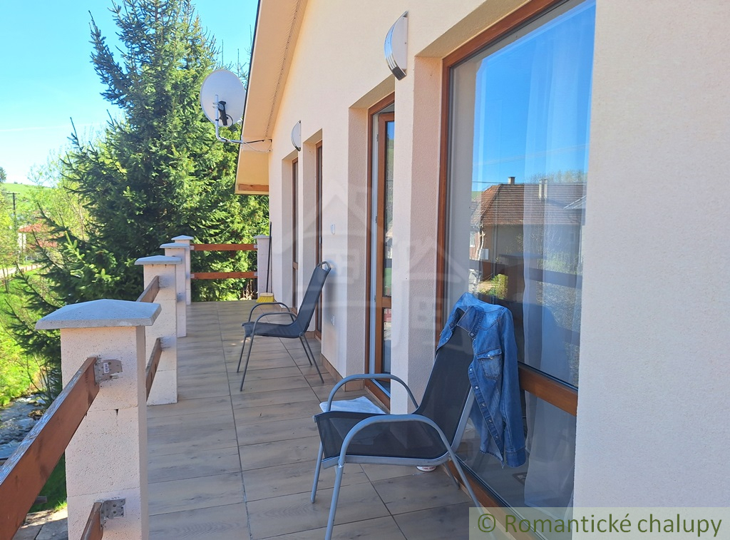 Rozostavaná chalupa pri potoku v malebnej dedinke na Lipto - 16