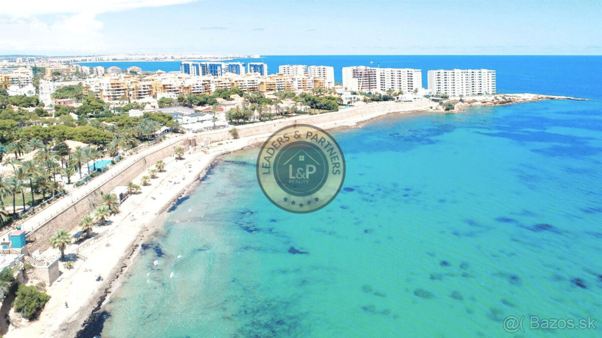 Moderný apartmán 3+kk Alicante-Punta Prima, Španielsko - 16