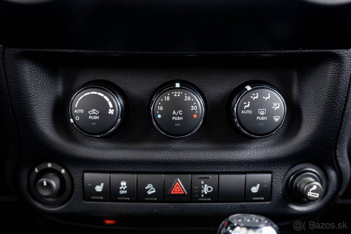 Jeep Wrangler 2.8 CRD Polar A/T - 16