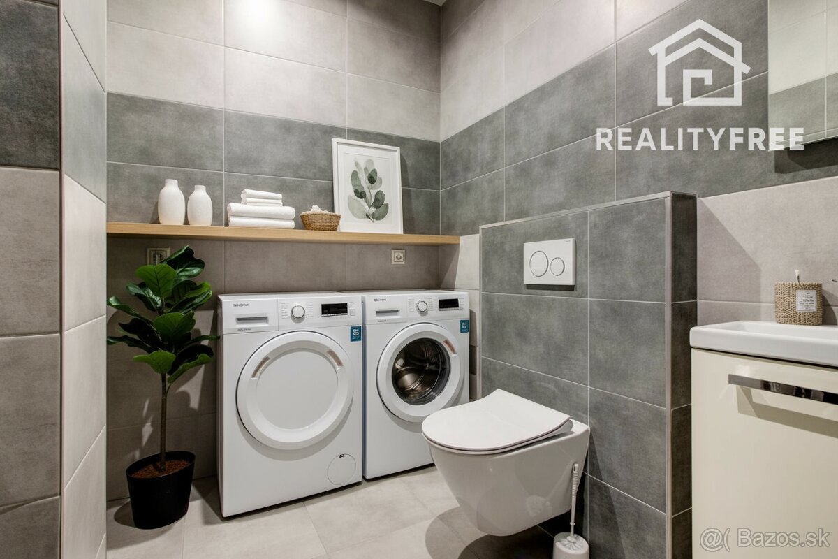 Na predaj 4- izbový rodinný dom s dvojgarážou a záhradným do - 16