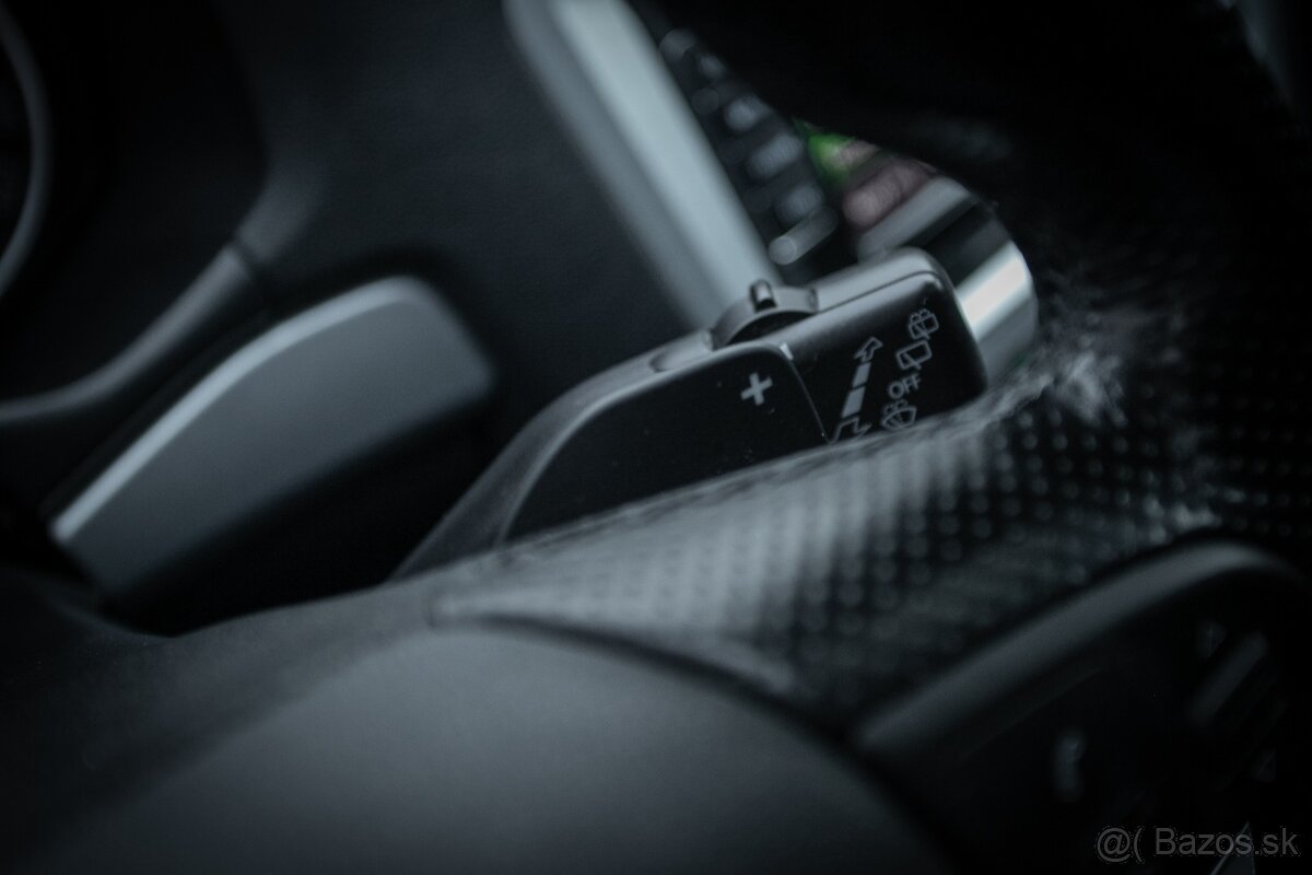 Škoda Octavia Combi RS 147kW DSG - 16