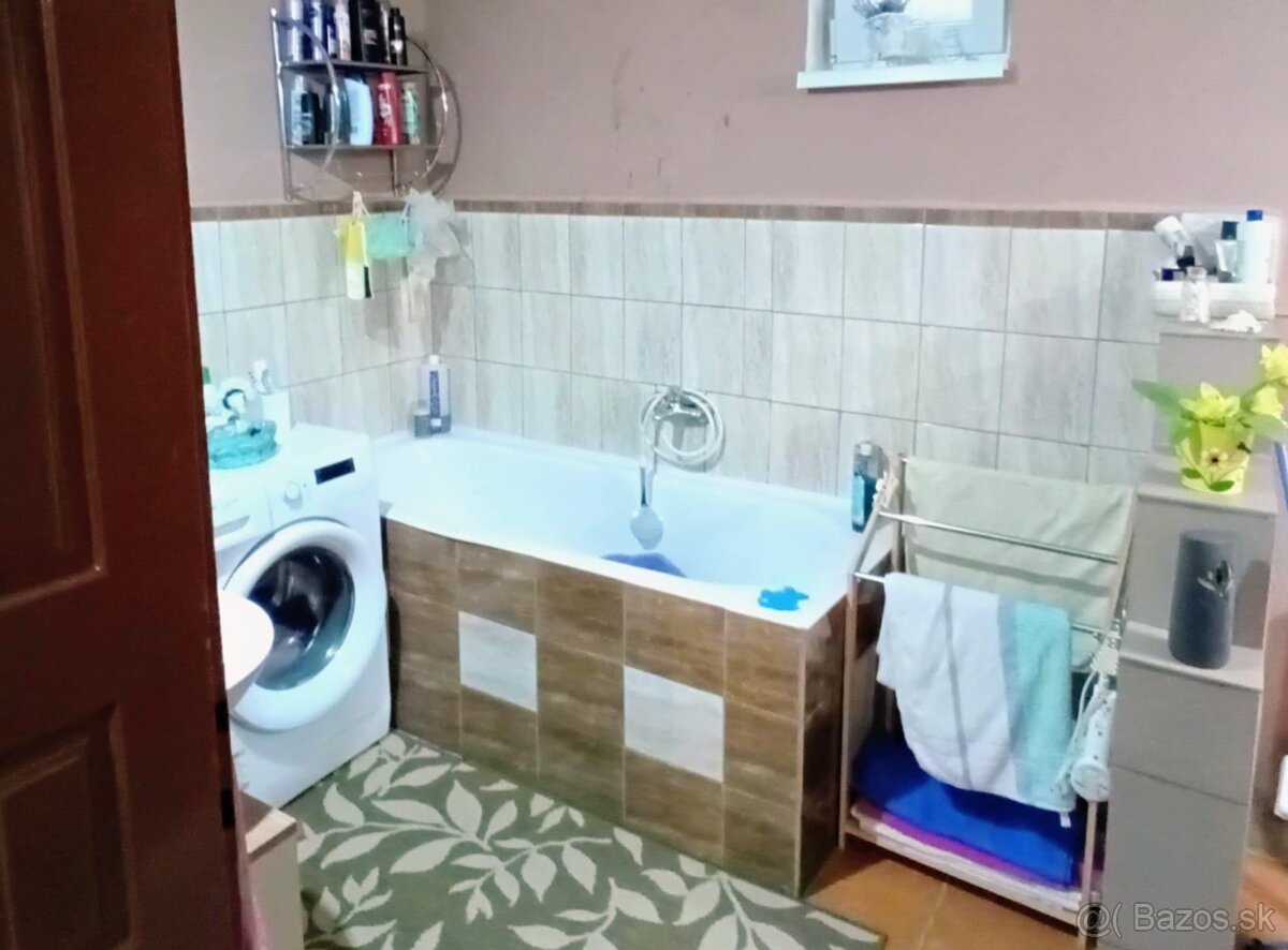 Rodinný dom, zrekonštruovaný - 16