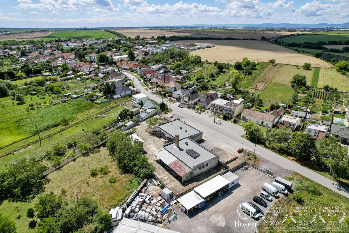 BOSEN | Areál s dvoma budovami a parkovaním 10km od Trnavy - 16