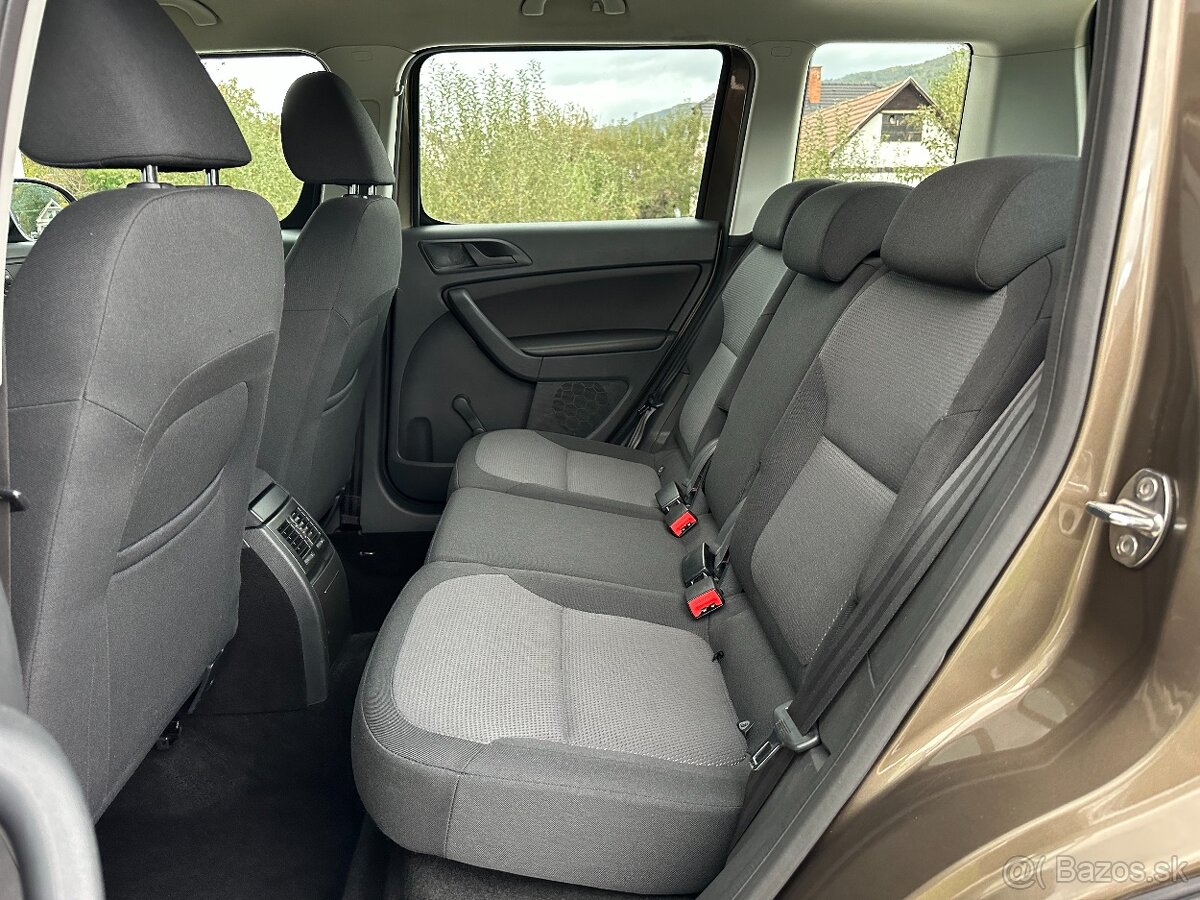 Škoda Yeti 1.4TSI Ambition-90kW-r.v 2/2014 - 16