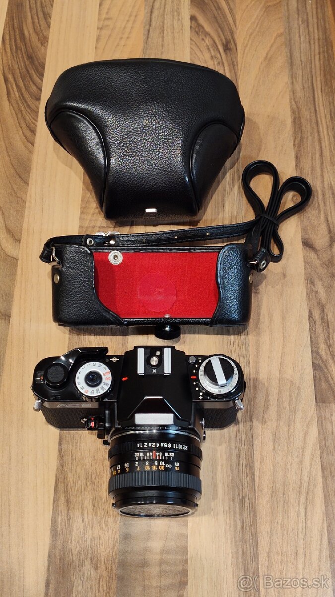 Kinofilm Revueflex AC-2 + objektivy 50/1.4 + 135/2.8 - 16