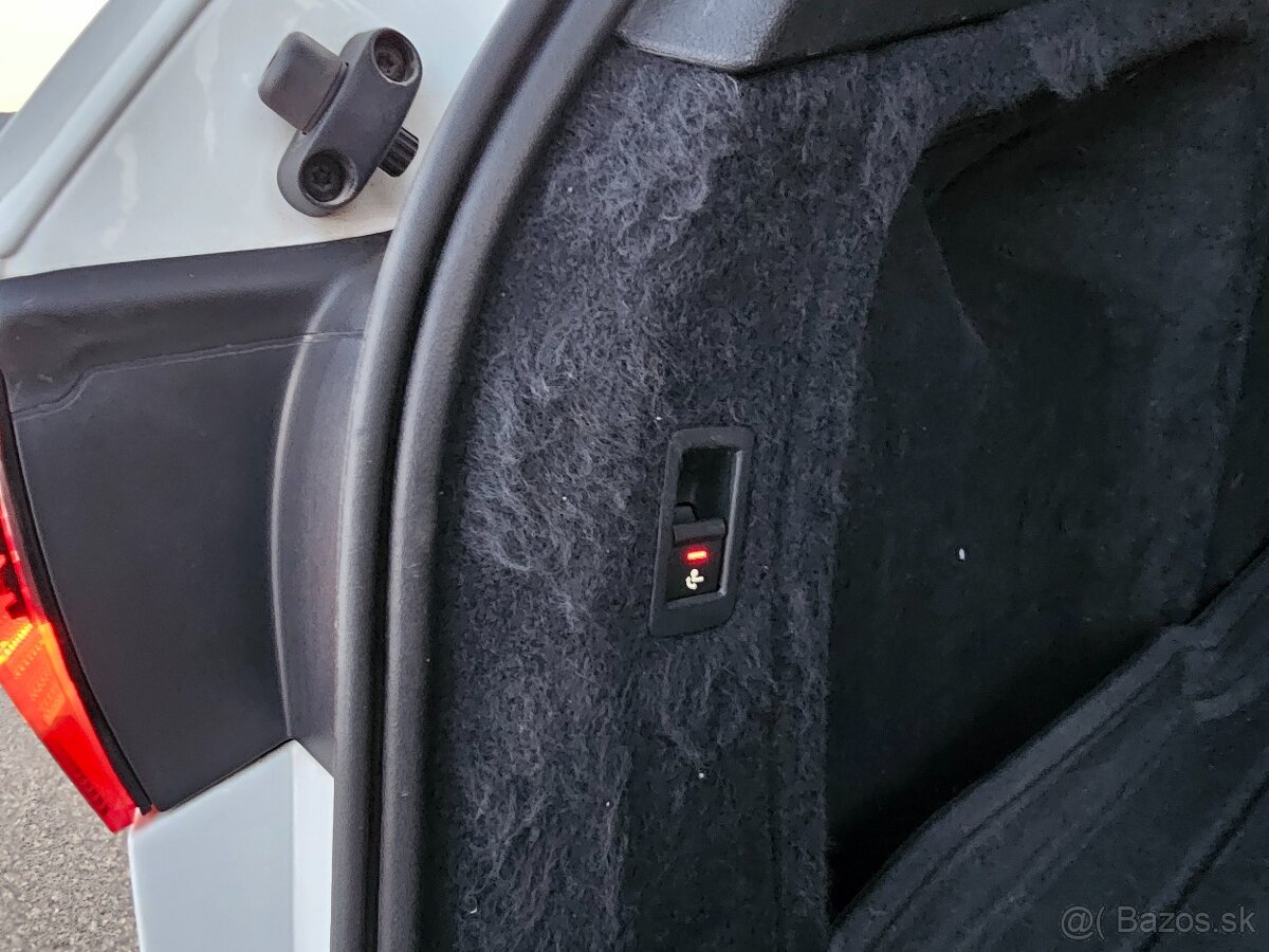 Audi A4 B9 40TDI S-line 140kw - 16