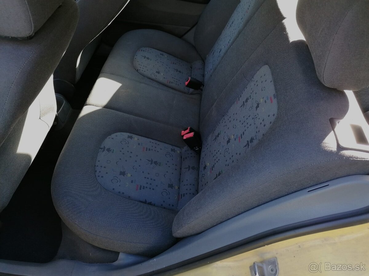 Predám Žltú Fábiu 1.4 MTI Hatchback - 16