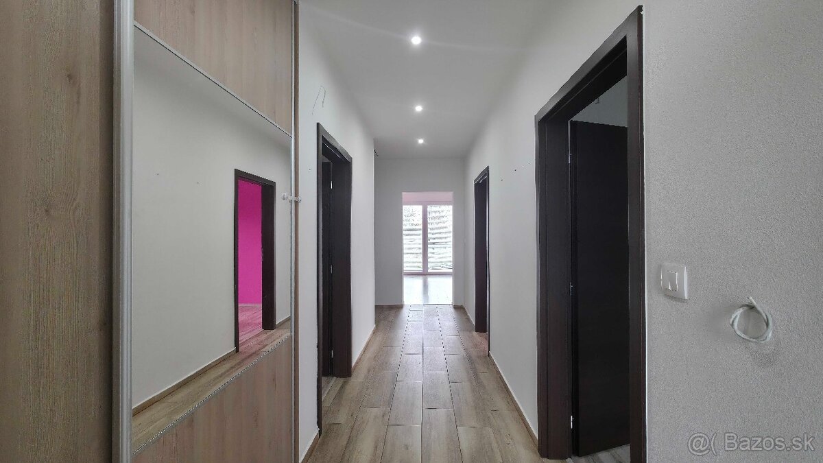 Predaj 4 izbový bungalov s pozemkom 663 m2 v obci Vydrany - 16