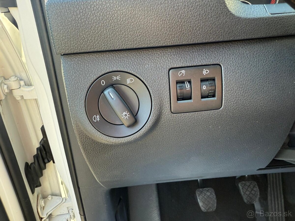 ► VW CADDY MAXI 2,0 TDI - 75KW, 7 MÍST, PARK. SENZORY ◄ - 16