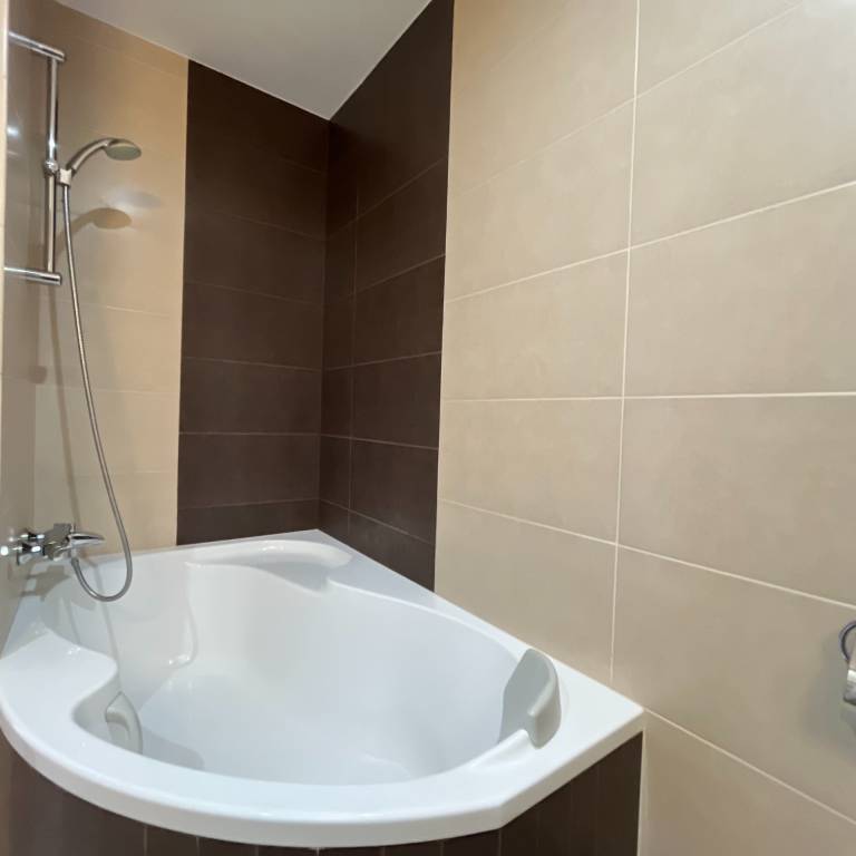 PRIESTRANNÝ 3-IZBOVÝ BYT NA PRENÁJOM — BRATISLAVA, Podzáhrad - 16