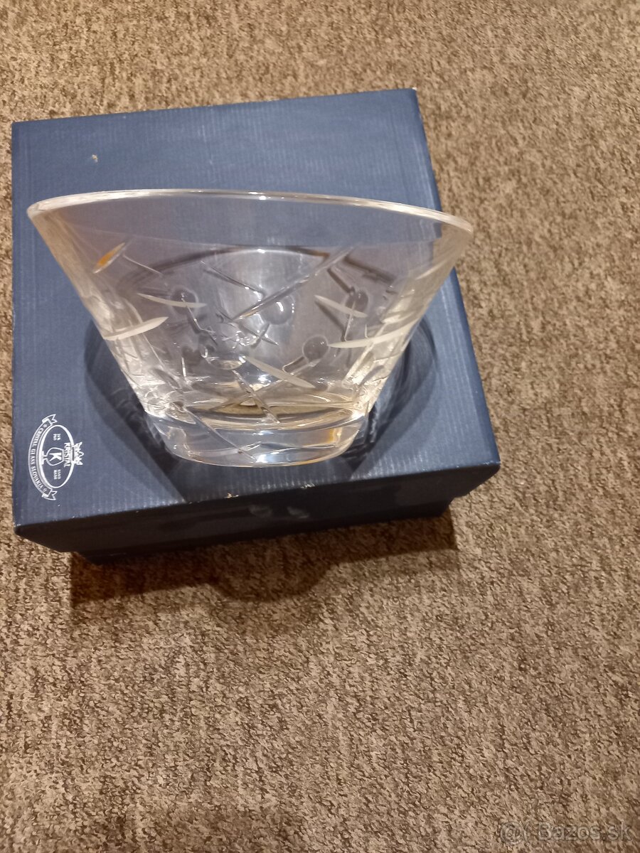 PREDÁM BRÚSENÉ SKLO - 16