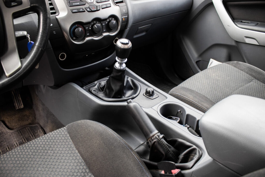 Ford Ranger 2.2 TDCi DoubleCab 4x4 XLT, 110kW (2015) - 16