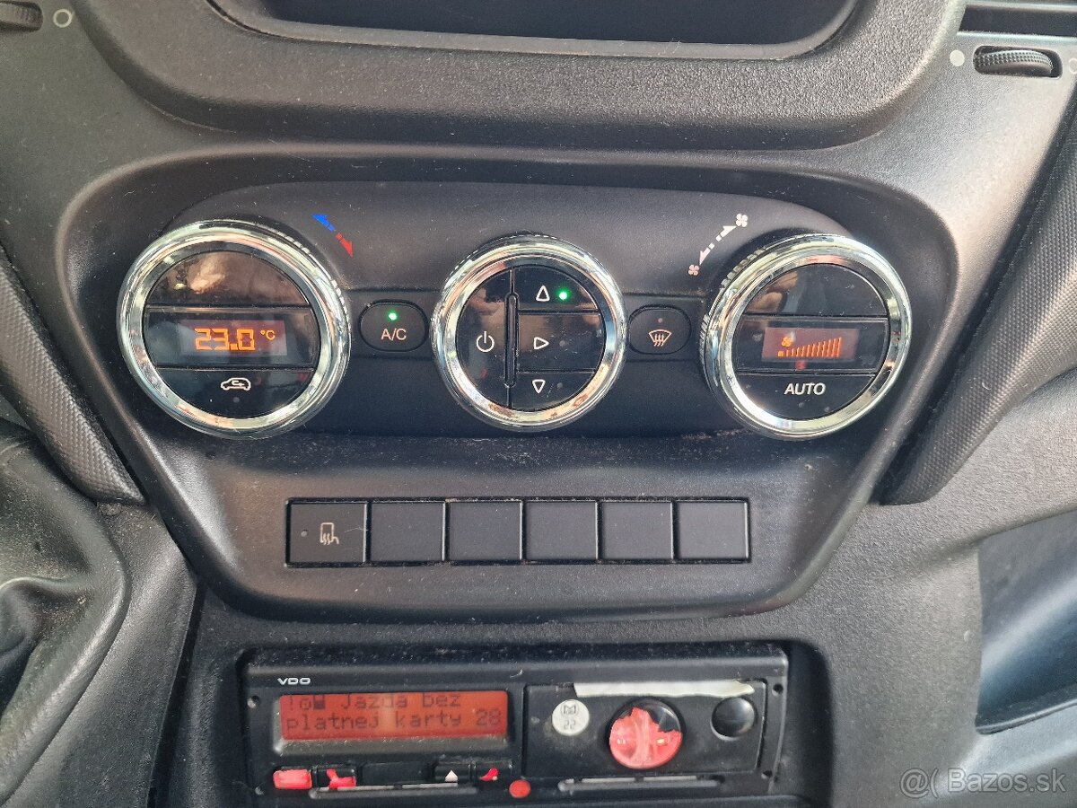 Iveco Daily 35S17 125kW M6 N1 valníková s plachtou (diesel) - 16