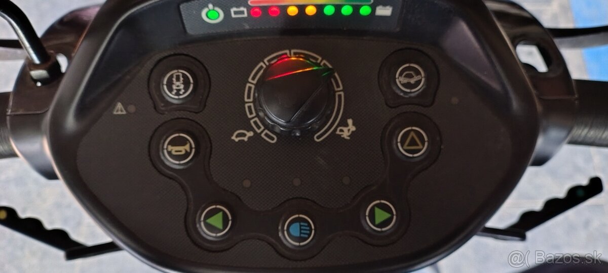 Elektrický skúter INVACARE - 16