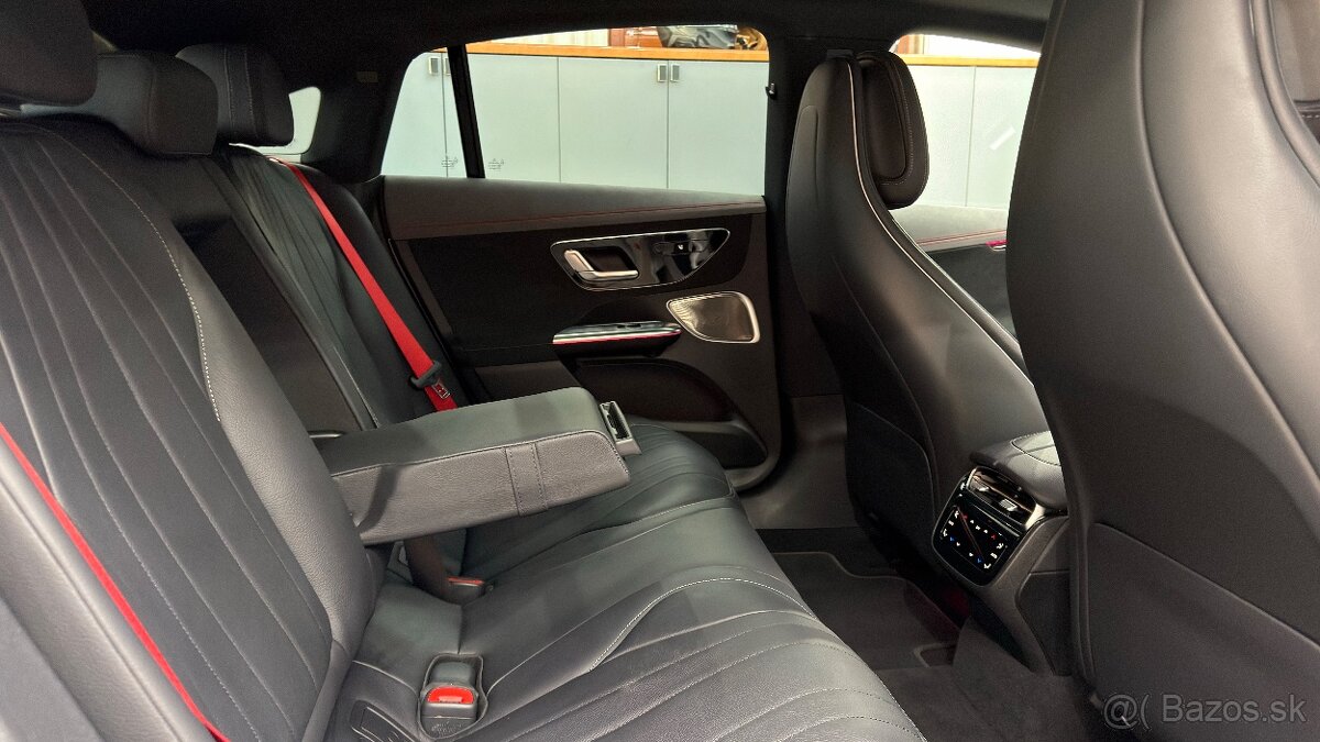 Mercedes-Benz EQE 500 4MATIC - 16