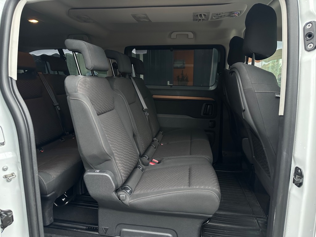 Toyota Proace Family 2.0 Long - 16