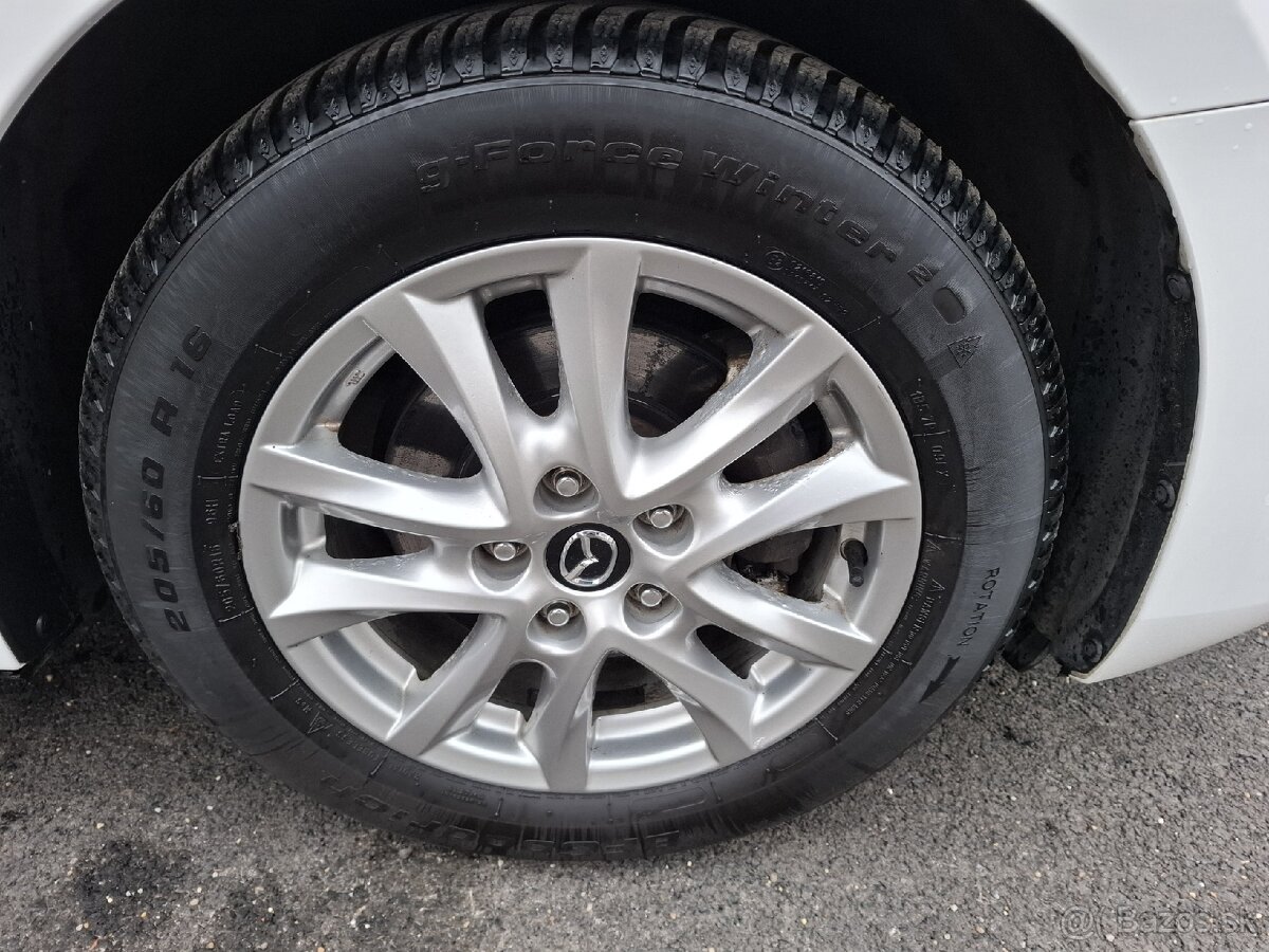 Predám Mazda 3 Skyactive 88kw/120 koní - 16