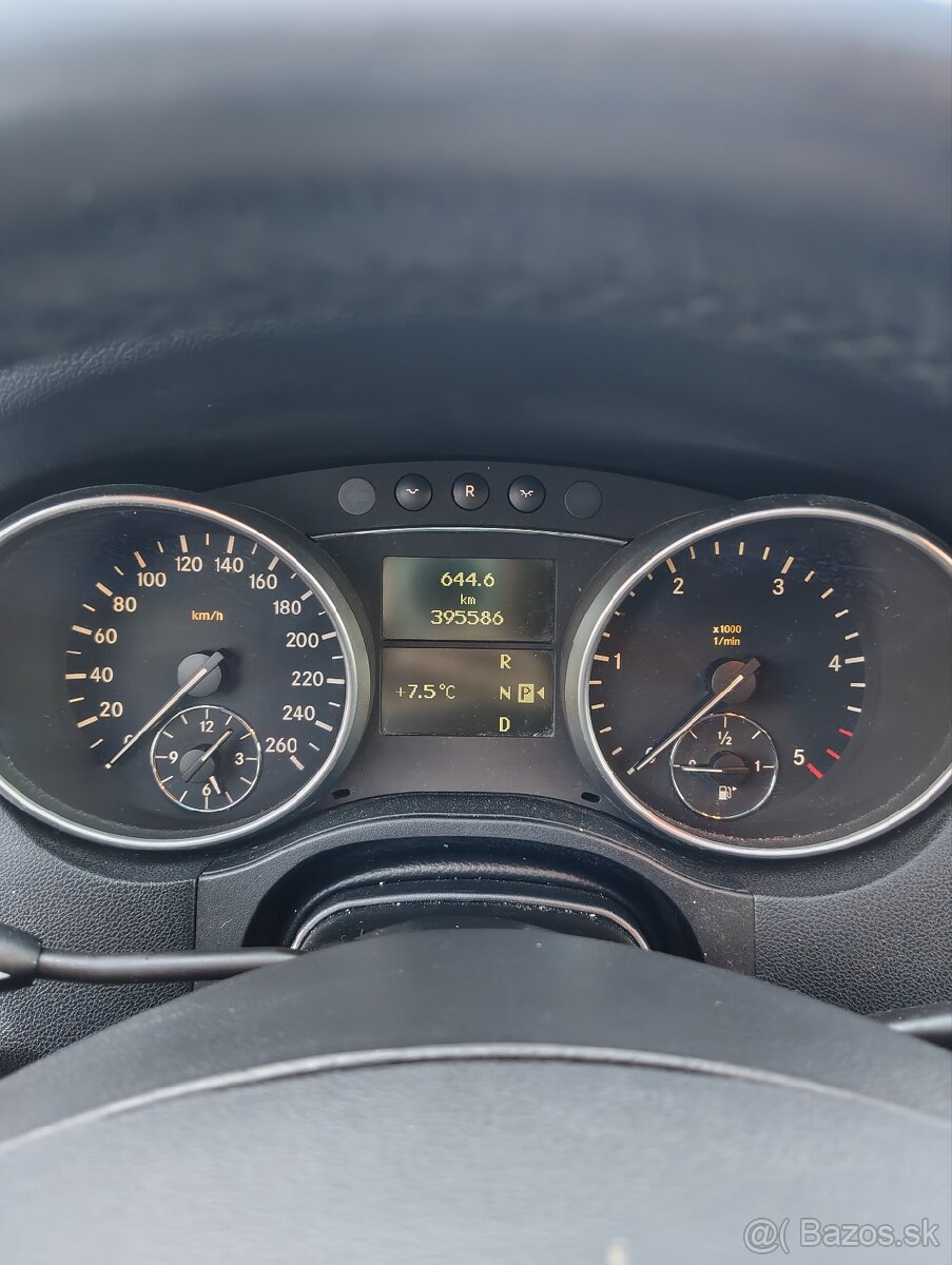 Predám Mercedes-Benz ML 320 CDI - 16