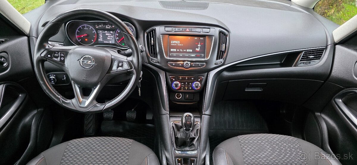 Opel Zafira Tourer 1.4,kúpené na SK - 16