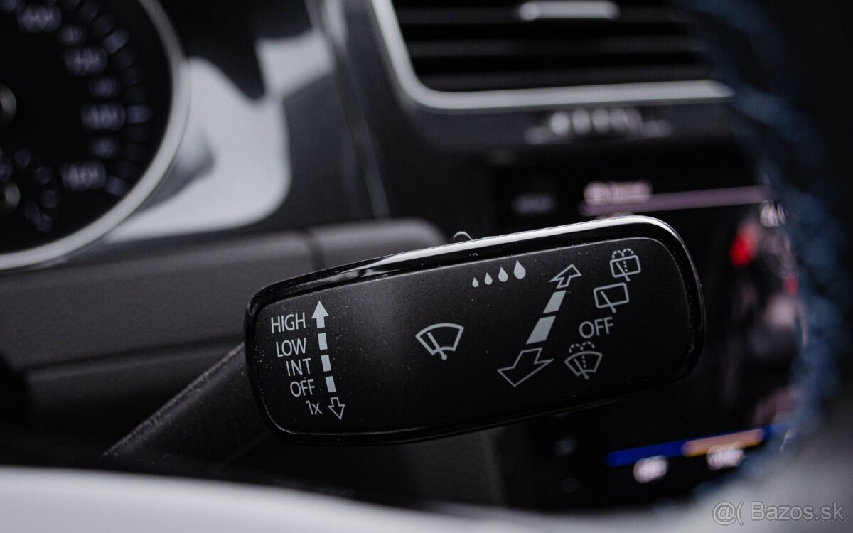 Volkswagen Golf e - 16