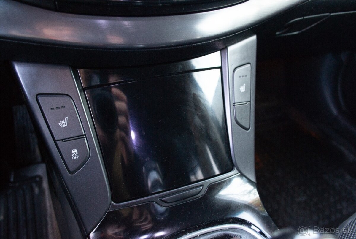 Hyundai i40 CW 1.7 CRDi 136k Premium - 16