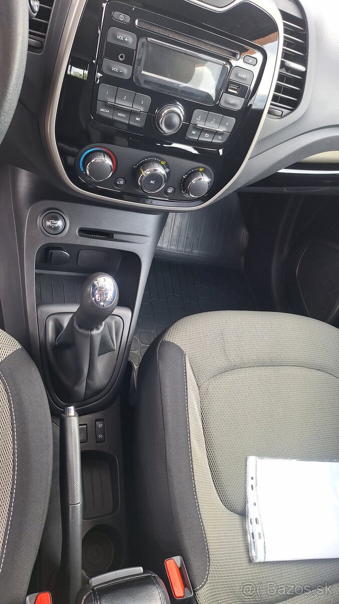 RENAULT CAPTUR 0 9 BENZ - 16