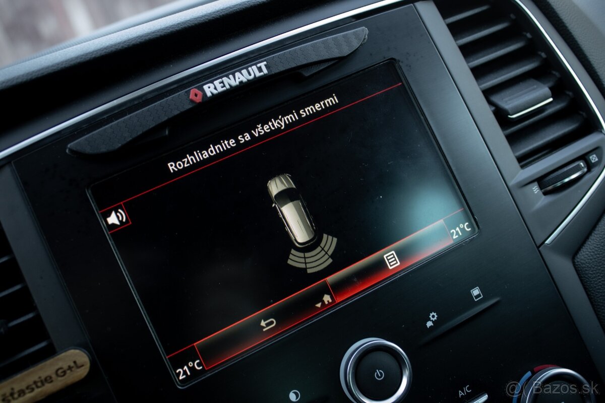 Renault Mégane Grandtour TCe 140 GPF Intens - 16