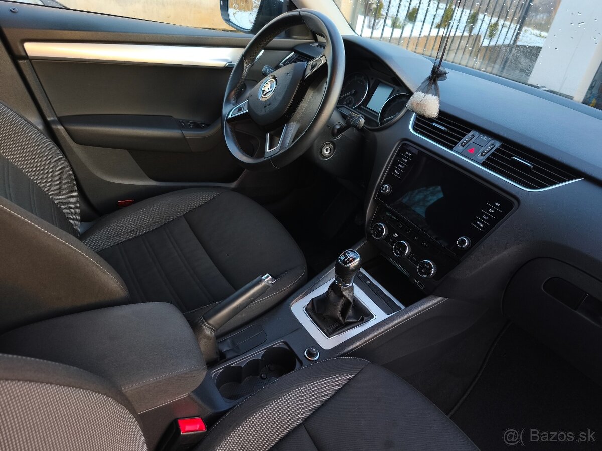 Škoda Octavia 1.0 TSI NAVI/Servis - 16