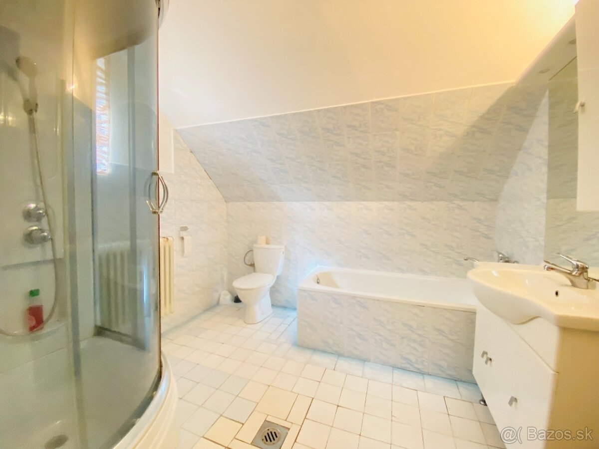 NA PRENÁJOM 4-IZBOVÝ RODINNÝ DOM V TICHEJ LOKALITE, - 16