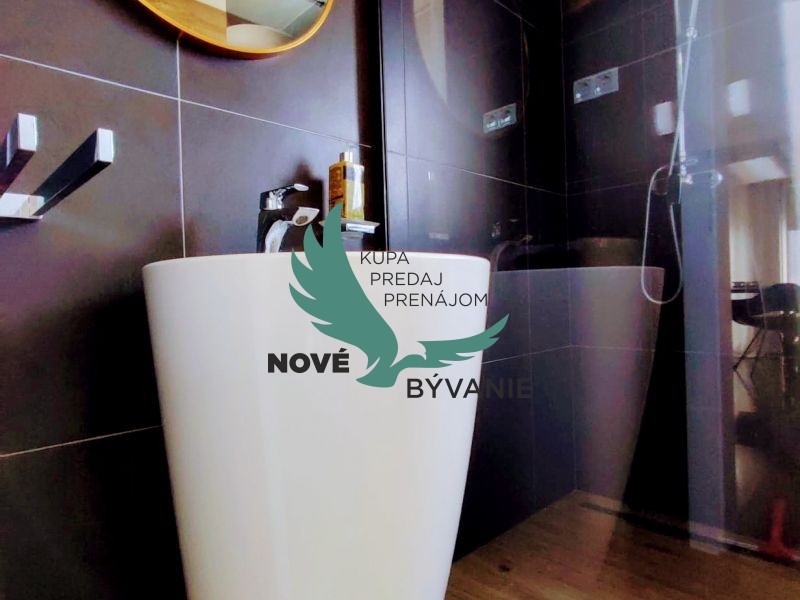 CHORVÁTSKO, OSTROV VIR NA PREDAJ ŠTÝLOVÝ APARTMÁN S VÝHĽADO - 16