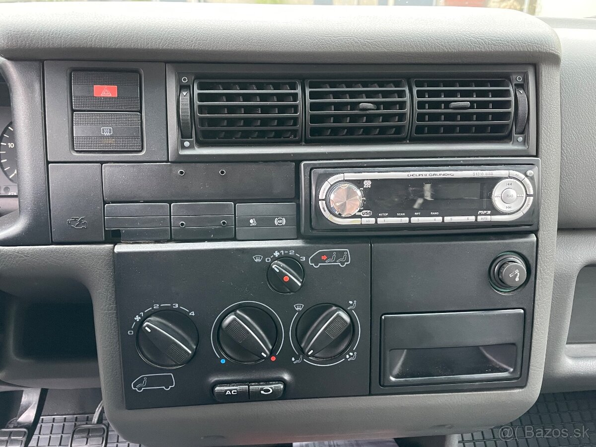 VW Transporter T4 2.5 TDI KLIMA - 16